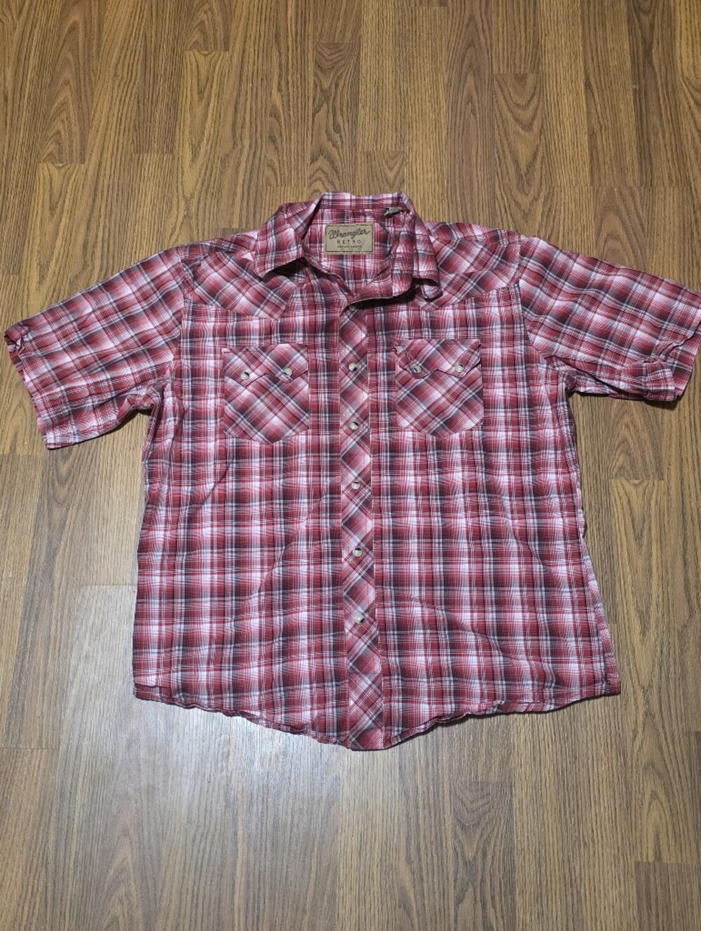 Wrangler Men's Large Red Plaid Short Sleeve Pearl Snap Western Cowboy Shirt A29